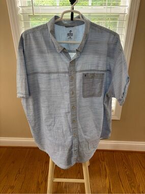 Izod Saltwater Light Blue Short Sleeve Button-Down Shirt with Chest Pocket